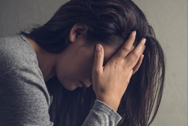 mulher-com-transtorno-ansiedade-generalizada